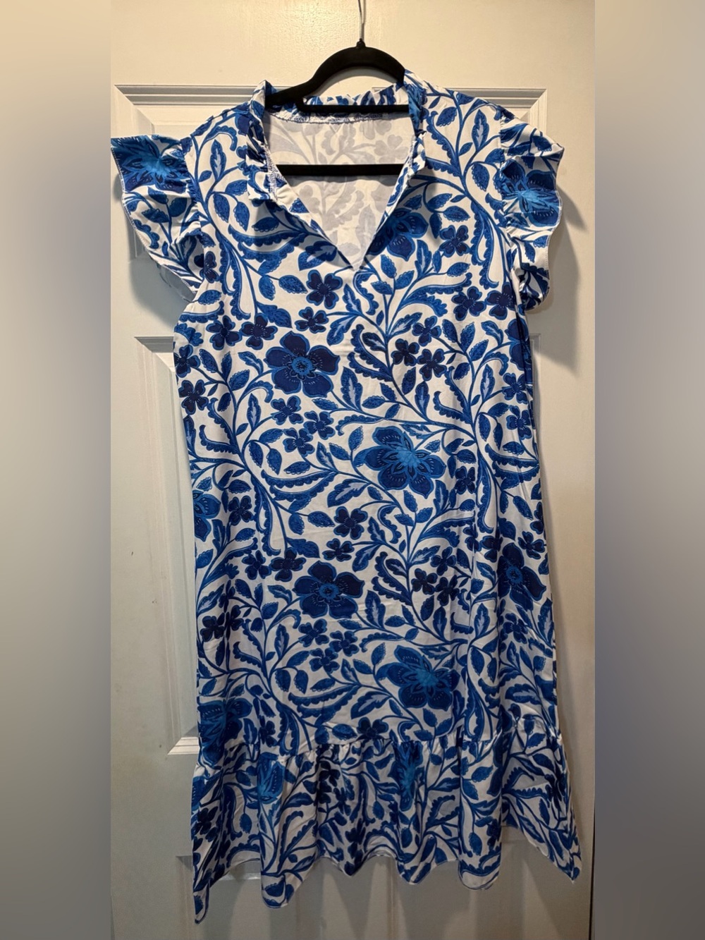 Size XXL Blue Floral V-Neck Midi Dress with Ruffle Hem